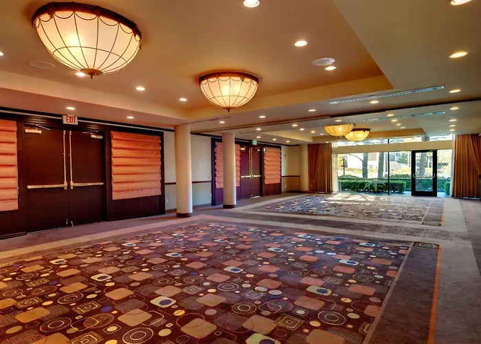 Orange County Hotel