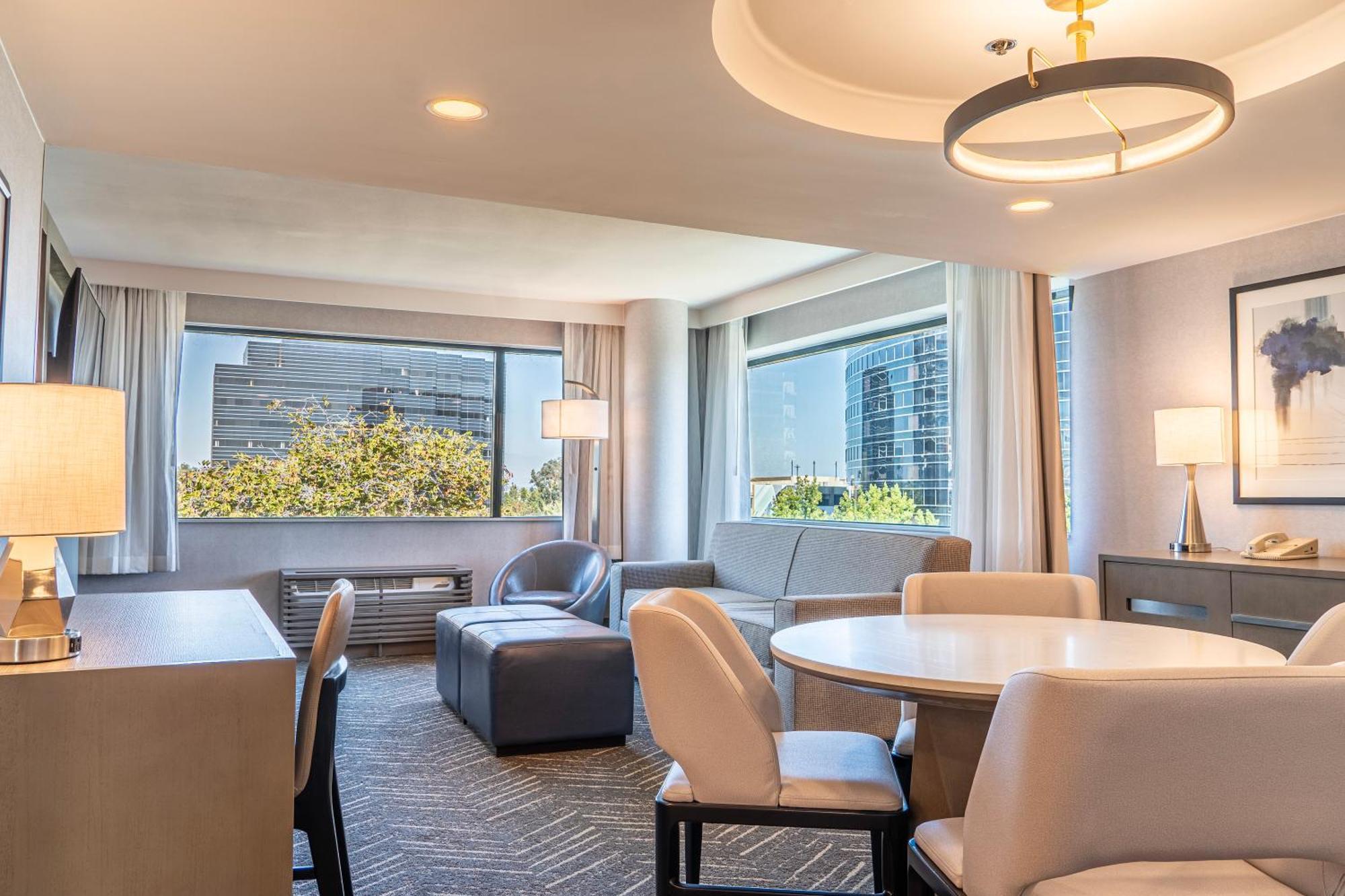 Hotel Orange County *